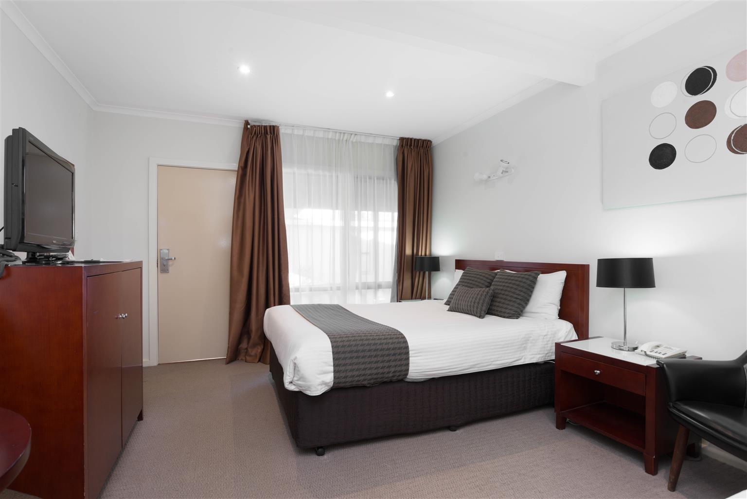 New Crossing Place Motel Сиймор Екстериор снимка